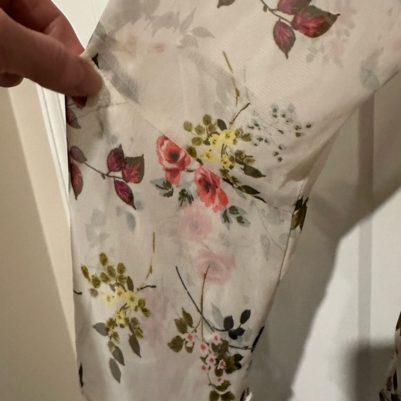 Floral Chiffon Blouse - Picture 2 of 4
